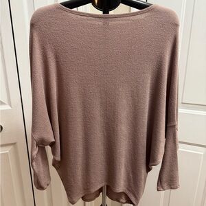 Francesca's Collections Mauve Blouse
